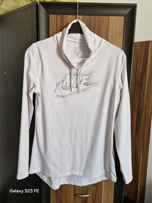 Golfik damski cieniutki Nike rozmiar XL stan idealny