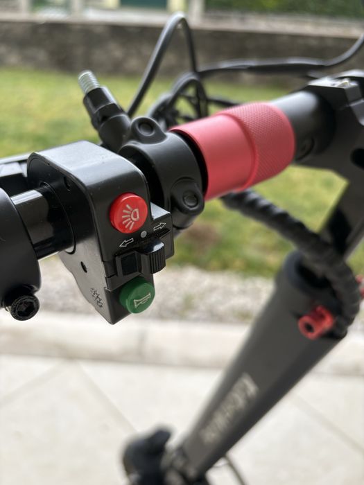 KuKirin M4 Pro — pneu traseiro novo, disco e travões novos