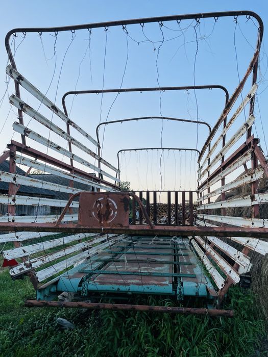 Продам  підборщик, терміново є защити до підборщика усі