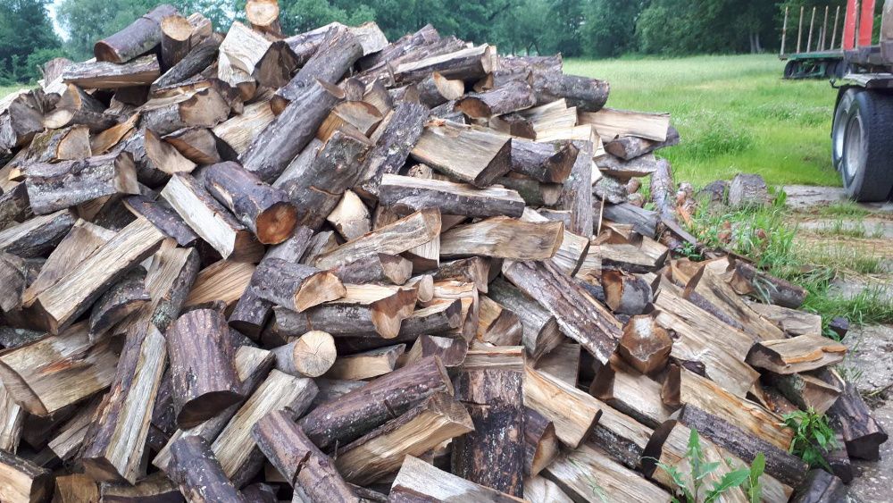 Drewno opałowe i kominkowe. Rąbane 30 40cm lub całość 1,20 2,40