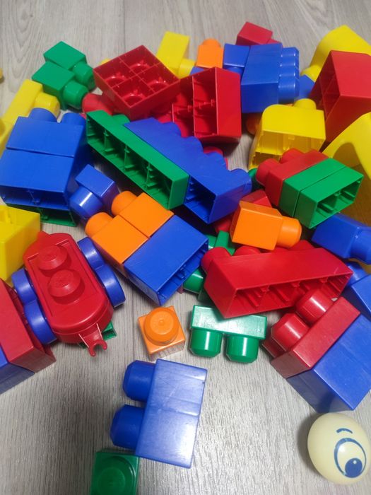 Конструктор Mega Blocks 80дет