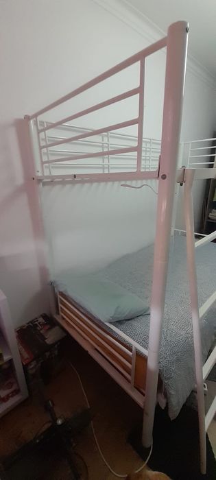 Cama Beliche x2.