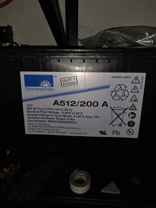 Аккомулятор 200а для автономного живлення