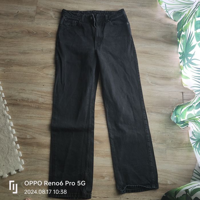 Spodnie czarne proste M