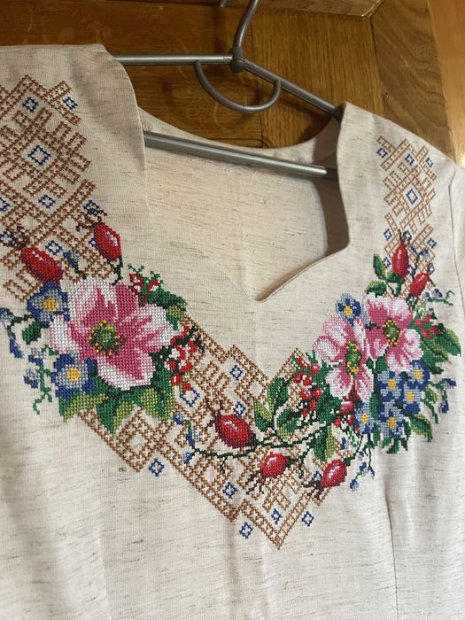 Плаття-вишиванка