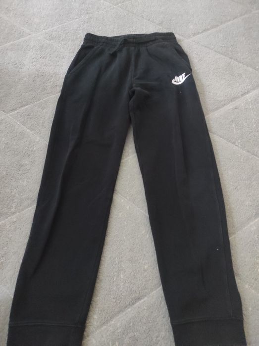 Spodnie dresowe Nike 158-170