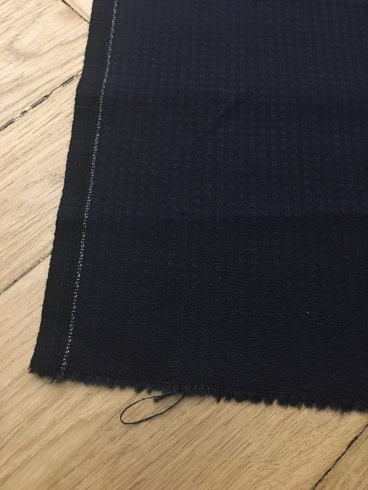 Тканина шерстяна 46