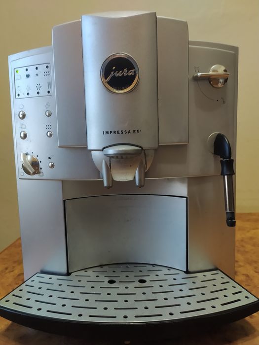 Кофемашина Yura impressa E55  б/у