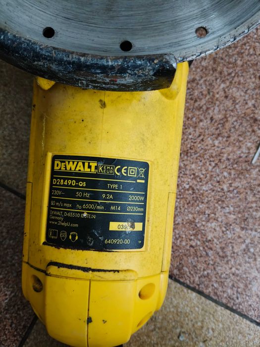 DeWalt szlifierka kątowa 230mm d28490