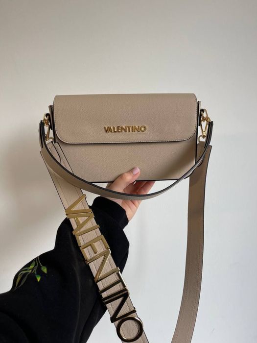 Сумка женская бежавая Valentino