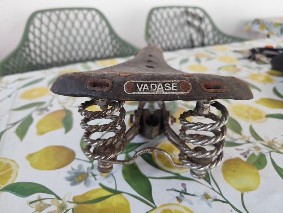 selin vadase vintage