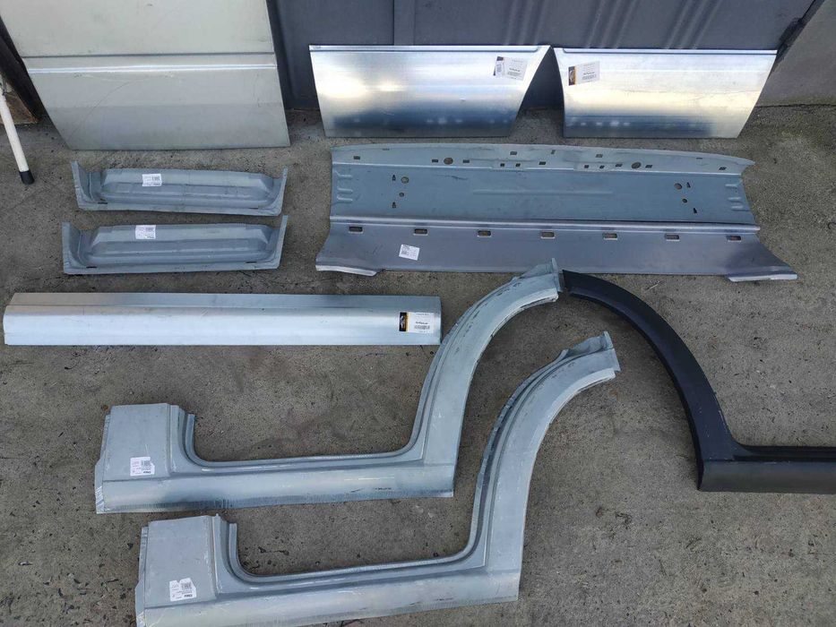 Підножка подножка підніжка  Mercedes Benz Sprinter 901-903 Volkswagen LT до 2006  Фольксваген ЛТ Мерседес Спрінтер 901 Рем частини Пороги арки