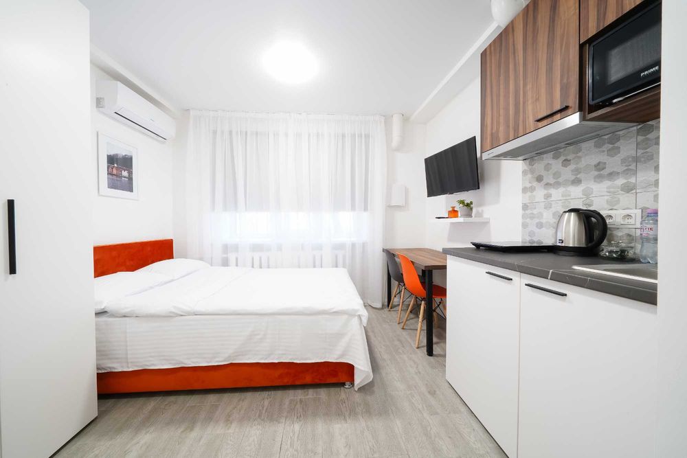 #1482 Квартира подобово. вул. Шолом-Алейхема, 1. Інститут Серця