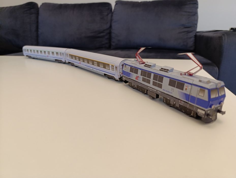 Model kartonowy EP09 nowe malowanie IC PKP Intercity zabawka pociąg ex