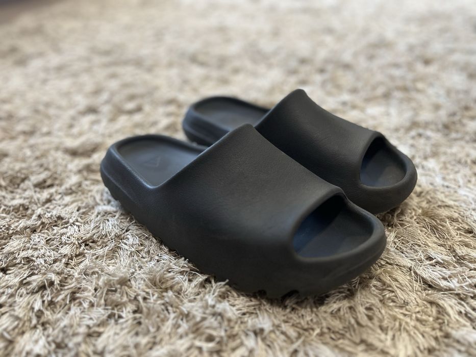 Klapki Adidas Yeezy Slide