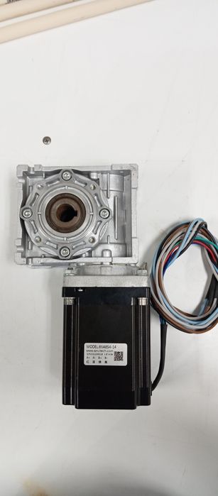 Motor de passo nema 34
