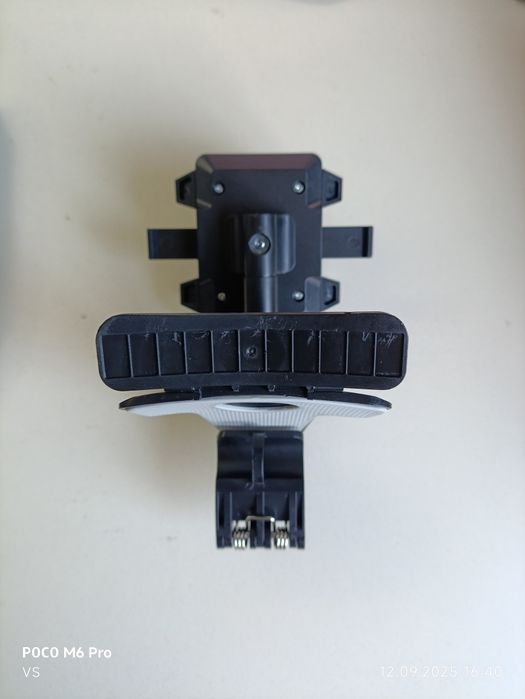 Удобный держатель для телефона  с автовизиткой  -  Car Phone Holder