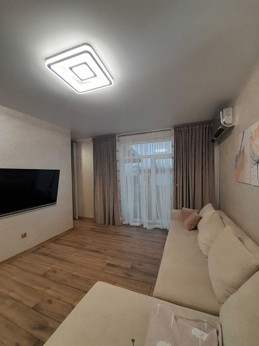 Без комісії, 105м², 4 кімнати, 6 соток, підвал