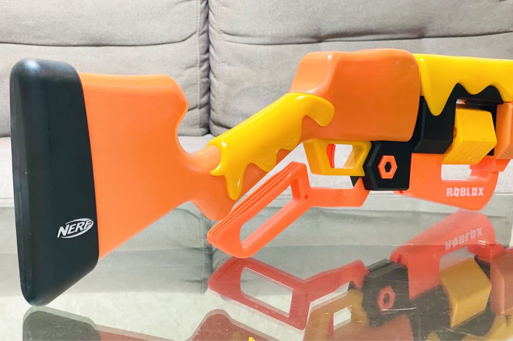 Игрушечное оружие Hasbro Nerf Roblox Adopt Me Bees F2486