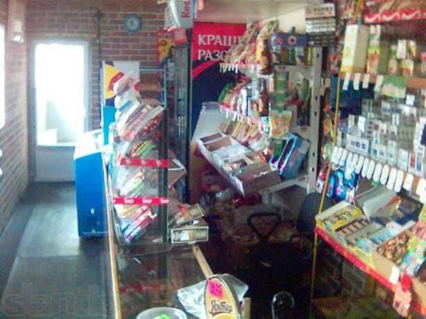 Продам  НЕДОРОГО МАГАЗИН с. Кінецьпіль