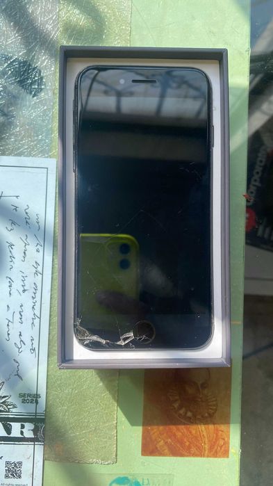 IPHONE 8 - 64 GB