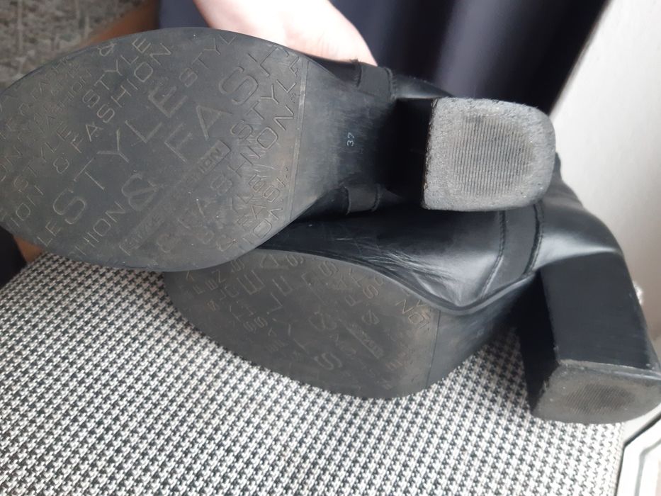 Czarne botki skórzane, obcas 8cm, rozm. 37