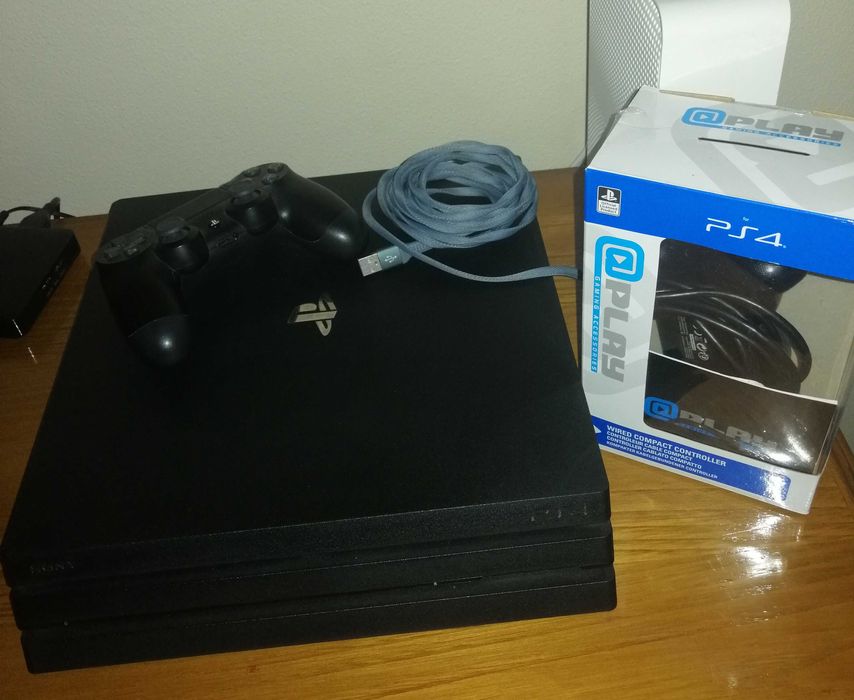Playstation 4 Pro 1TB