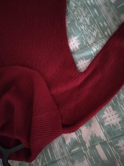 Vestido justo de lã
Tamanho S/M