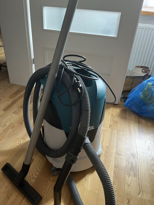 Odkurzacz Makita / jak nowy