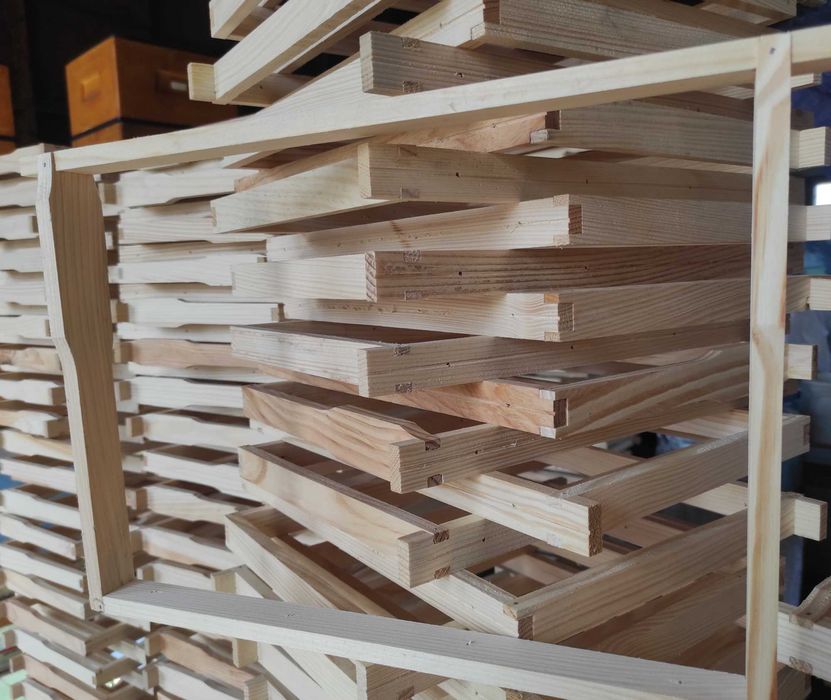 Ramki pszczele wielkopolskie, gniazdowe, czopowane