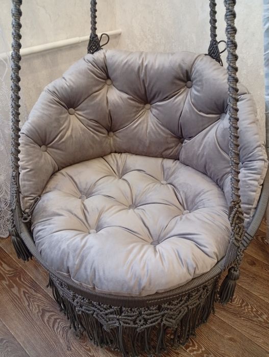 Підвісне крісло макраме