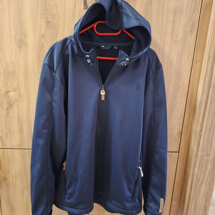 Kurtka softshell 44 na polarze wiatrówka