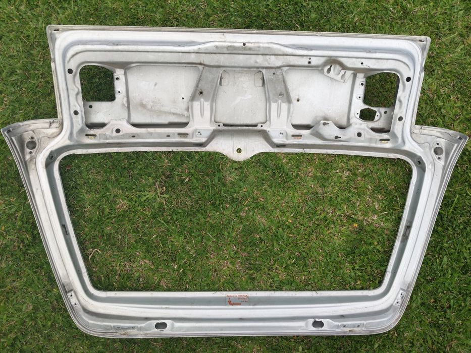 Porta mala Passat B4 carrinha