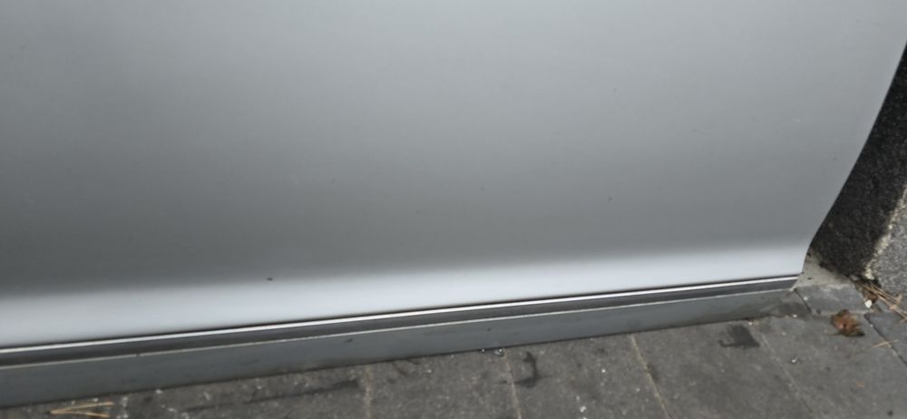 Drzwi prawy przód Audi A6 C6 LX7W