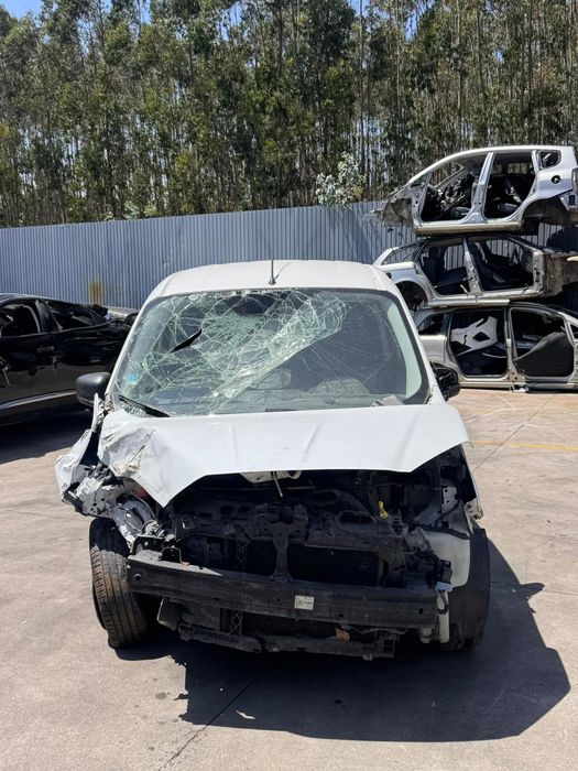 Para peças FORD Transit Courier I