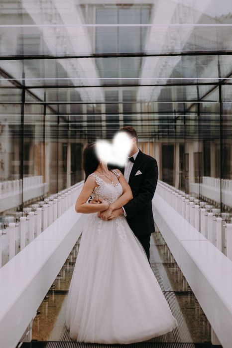 Piękna suknia ślubna