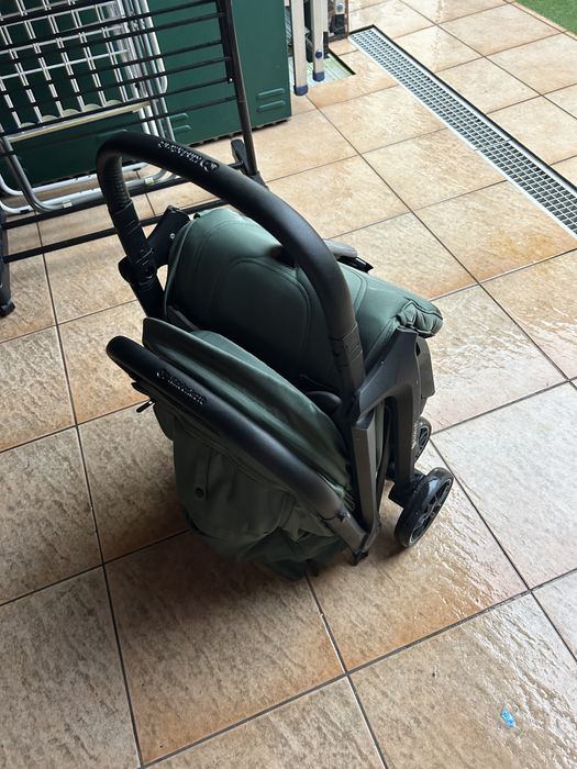 carrinho passeio kinderkraft Nubi 2 verde