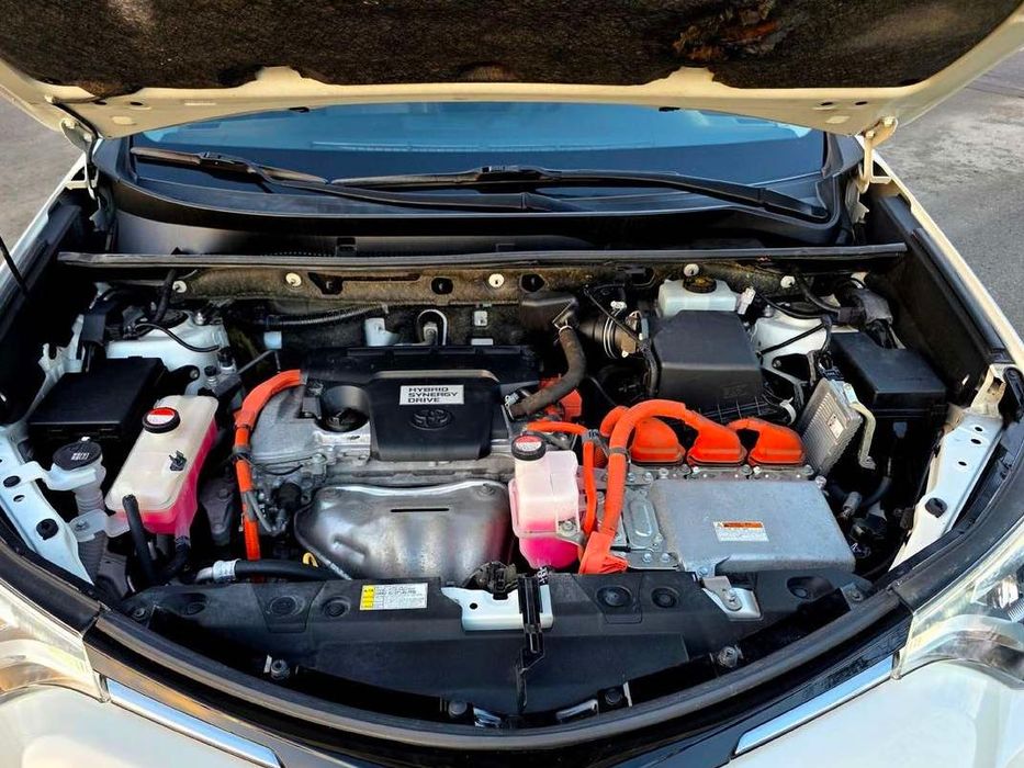 Продам свою Рав4 Гібрід 2016