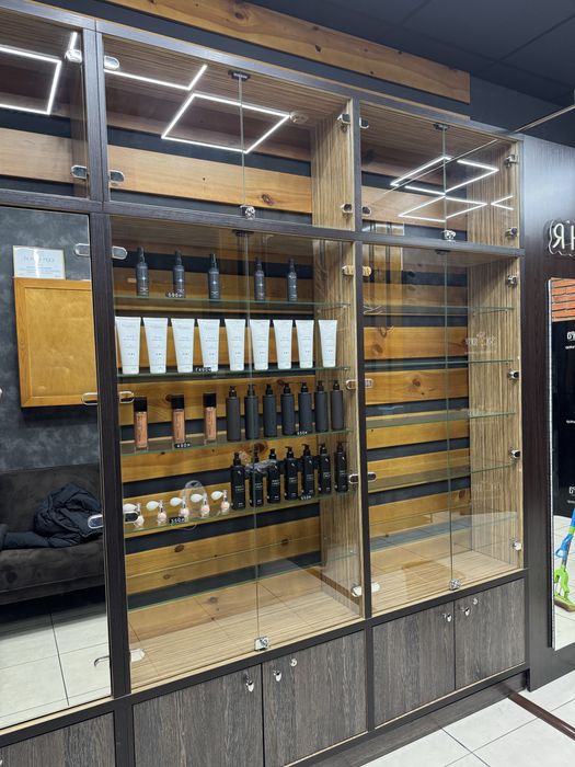 Торгівельне обладнання, меблі