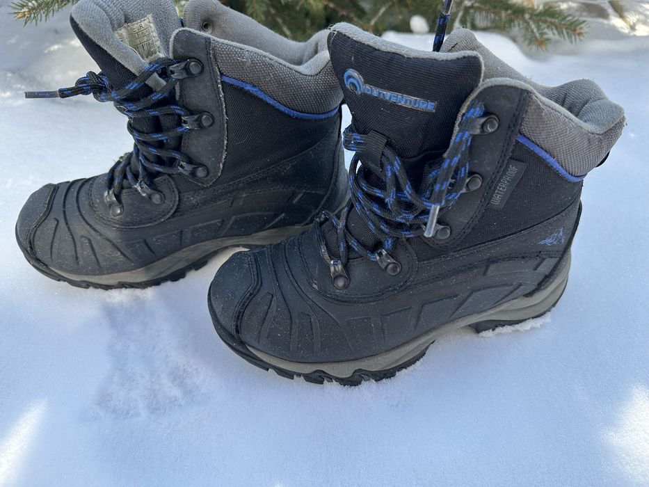 Взуття дитяче на хлопчика