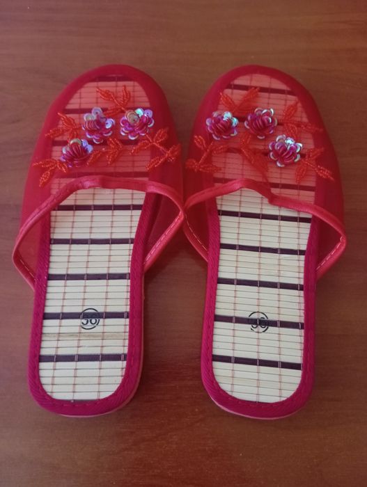 Тапочки кімнатні 36 розмір