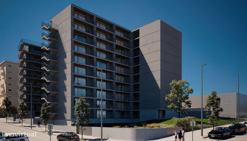 Apartamento T2 com varanda junto ao Metro em Vila Nova de Gaia
