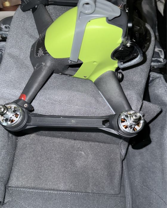 DJI FPV + Kit DJI FPV Fly More + Acessories