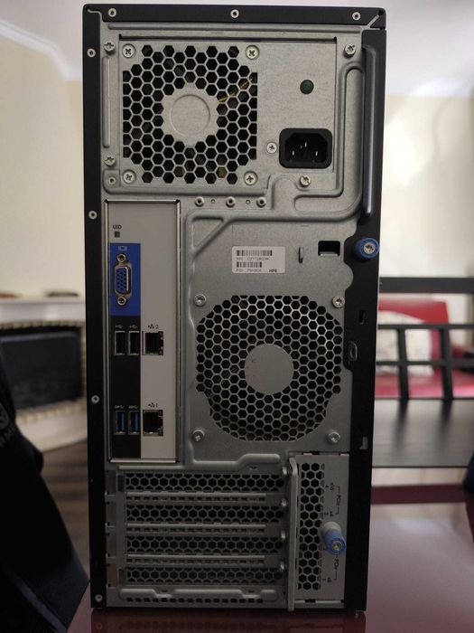 Servidor HP Proliant ML30 Gen 9 com pouco uso!