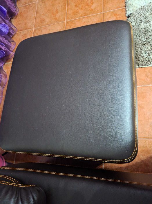 Sofa pele sintetica