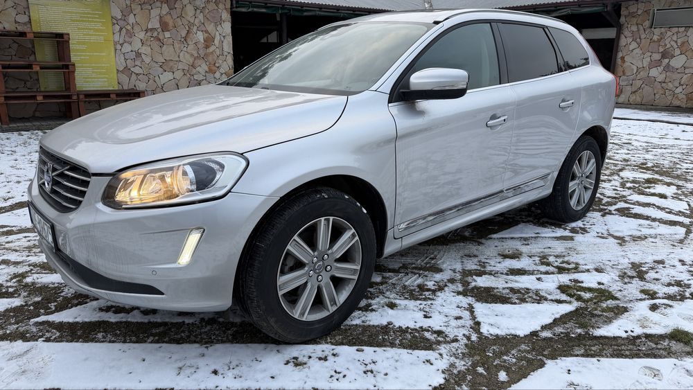 Volvo XC60 rok 2016 bemzyna 2,0l