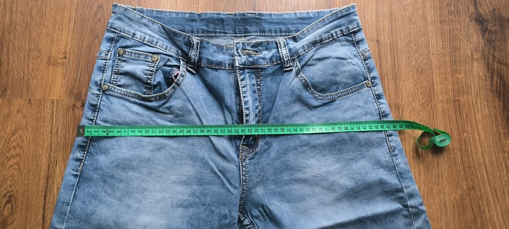 Spodenki jeansowe krótkie rozm L