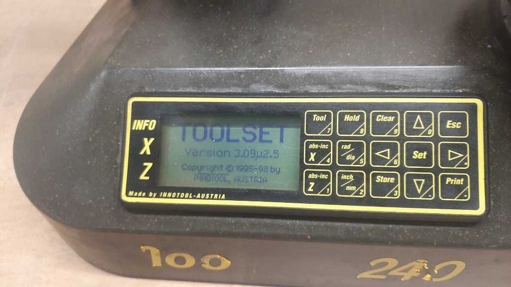 Przyrząd do ustawiania narzędzi Innotool: PCM toolset 240