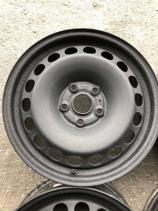 Диски сталеві 5*112 R16 (ET 42)Audi Golf Skoda