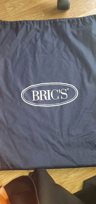 Mochila em pele Bric's